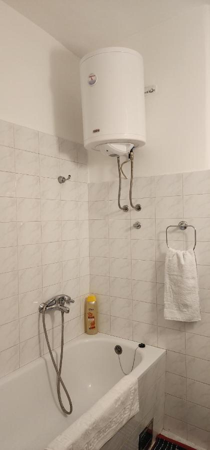 Red Clay Hilandarska Appartement Belgrado Buitenkant foto